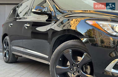 Внедорожник / Кроссовер Infiniti QX60 2018 в 