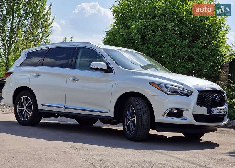 Внедорожник / Кроссовер Infiniti QX60 2018 в Киеве