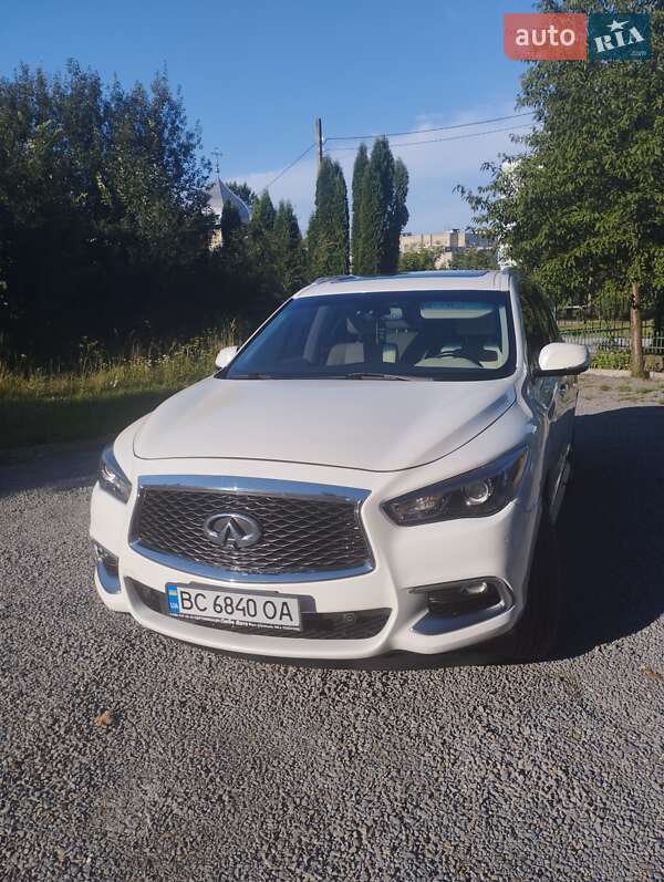 Внедорожник / Кроссовер Infiniti QX60 2016 в Львове