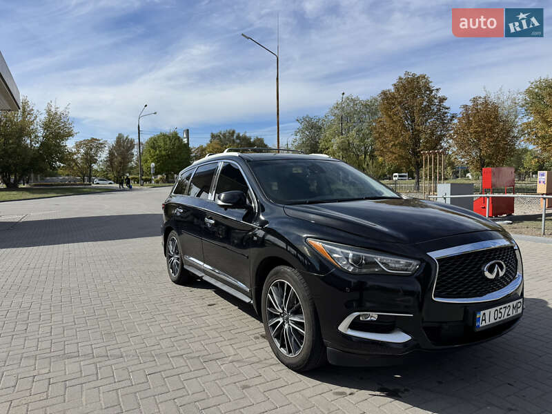 Внедорожник / Кроссовер Infiniti QX60 2016 в Киеве