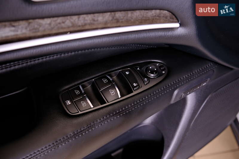 Внедорожник / Кроссовер Infiniti QX60 2013 в Одессе