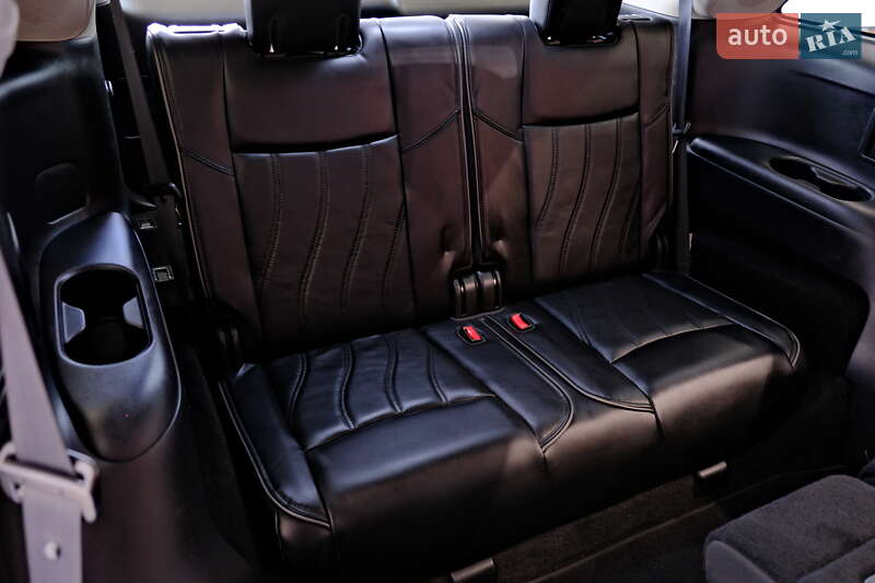 Внедорожник / Кроссовер Infiniti QX60 2013 в Одессе