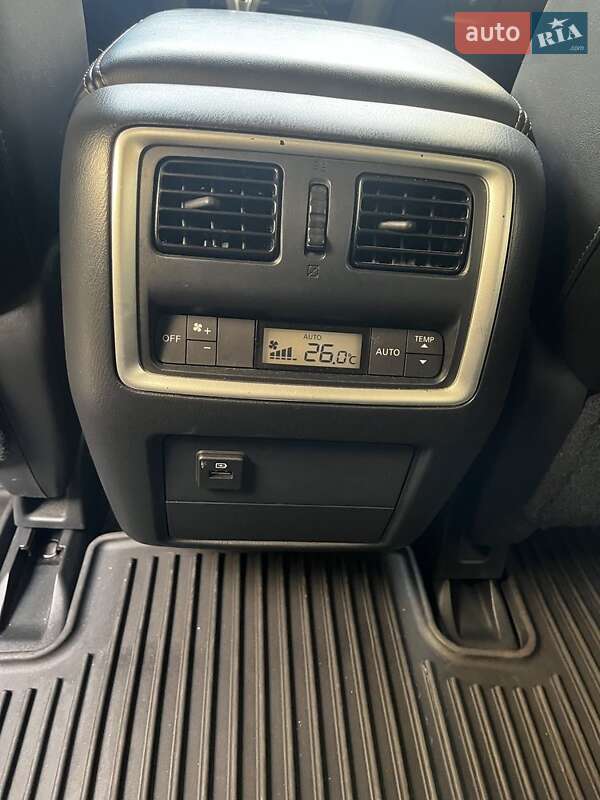 Позашляховик / Кросовер Infiniti QX60 2017 в Києві