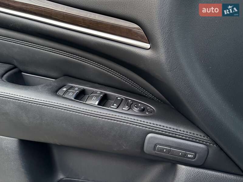 Внедорожник / Кроссовер Infiniti QX60 2015 в Тернополе фото 15 Внедорожник / Кроссовер Infiniti QX60 2015 в Тернополе