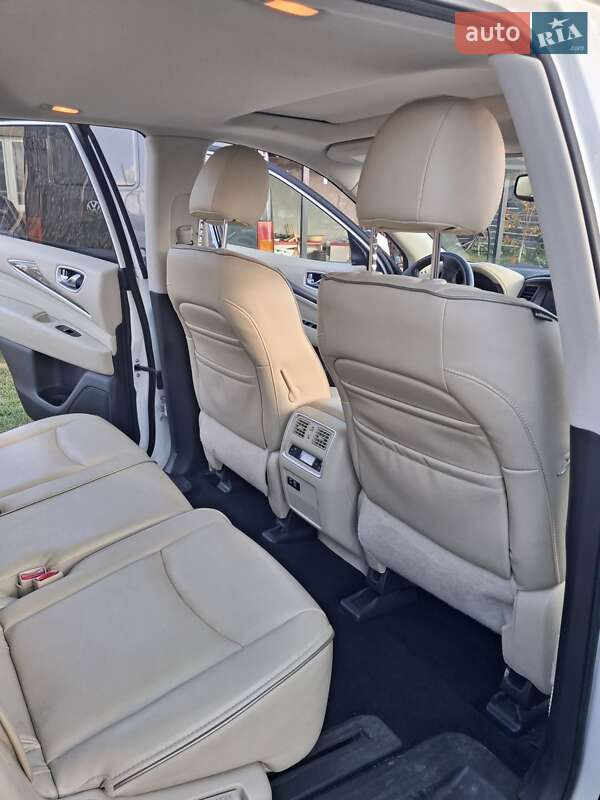 Внедорожник / Кроссовер Infiniti QX60 2019 в Буче