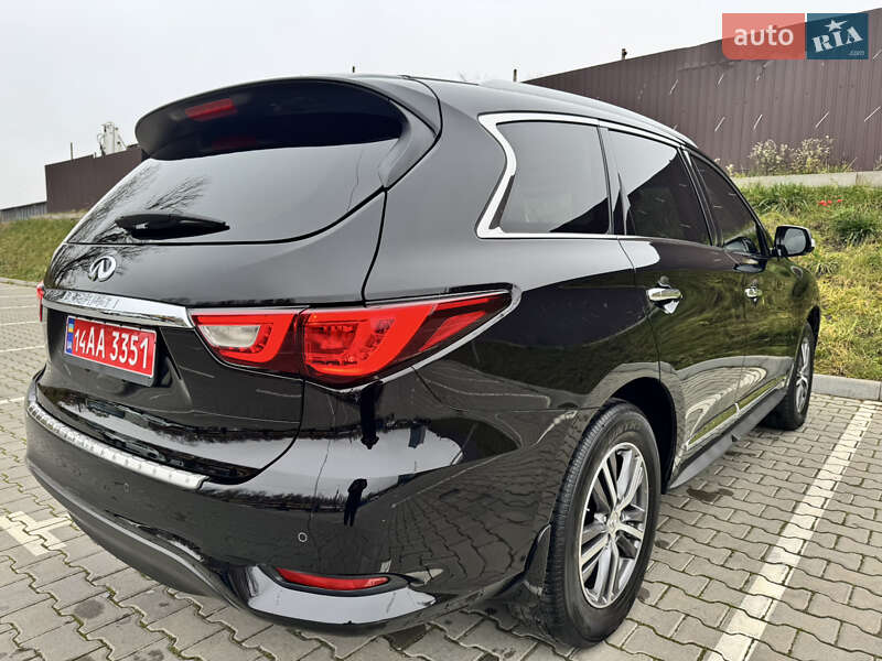 Внедорожник / Кроссовер Infiniti QX60 2016 в Тернополе