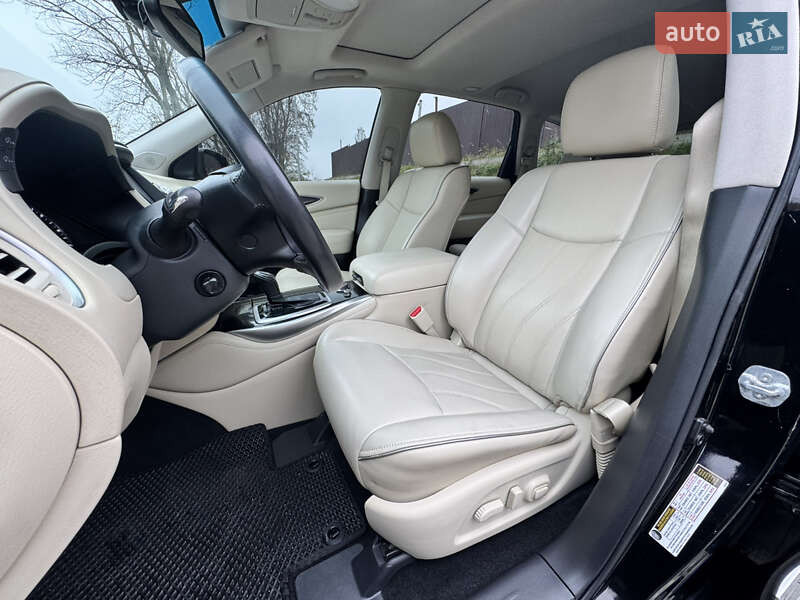 Внедорожник / Кроссовер Infiniti QX60 2016 в Тернополе