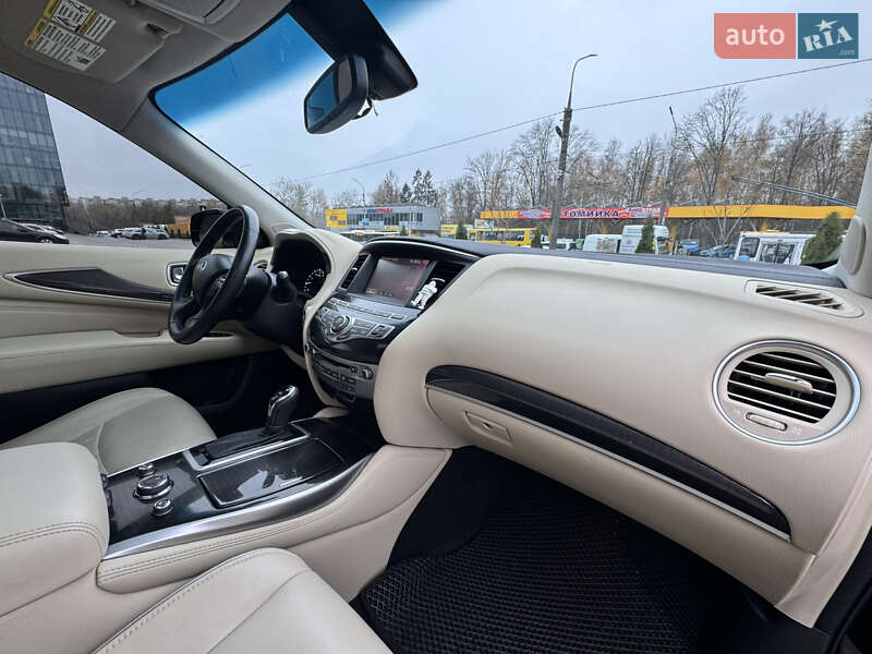 Внедорожник / Кроссовер Infiniti QX60 2016 в Тернополе