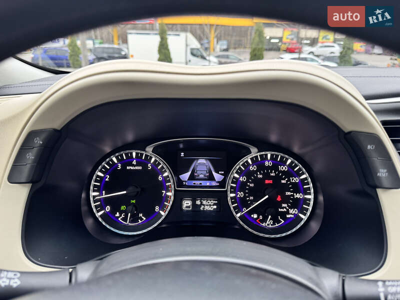 Внедорожник / Кроссовер Infiniti QX60 2016 в Тернополе