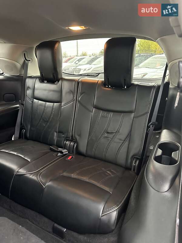 Внедорожник / Кроссовер Infiniti QX60 2019 в Белогородке