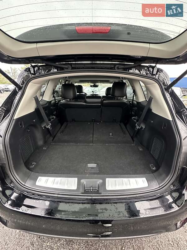 Внедорожник / Кроссовер Infiniti QX60 2019 в Белогородке