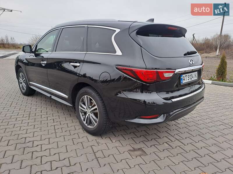 Внедорожник / Кроссовер Infiniti QX60 2016 в Коломые фото 5 Внедорожник / Кроссовер Infiniti QX60 2016 в Коломые