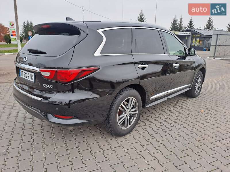 Внедорожник / Кроссовер Infiniti QX60 2016 в Коломые фото 7 Внедорожник / Кроссовер Infiniti QX60 2016 в Коломые