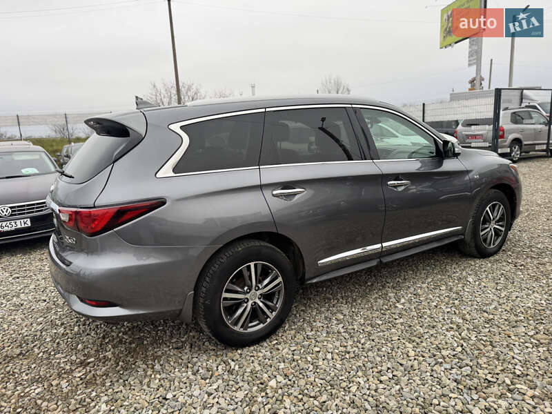 Внедорожник / Кроссовер Infiniti QX60 2016 в Ивано-Франковске