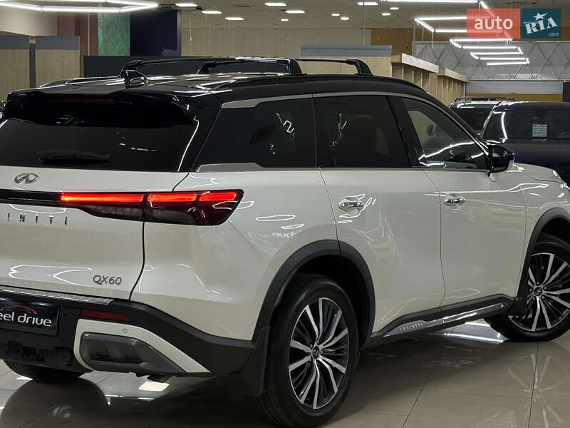 Внедорожник / Кроссовер Infiniti QX60 2024 в Николаеве