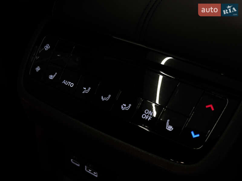 Внедорожник / Кроссовер Infiniti QX60 2024 в Николаеве