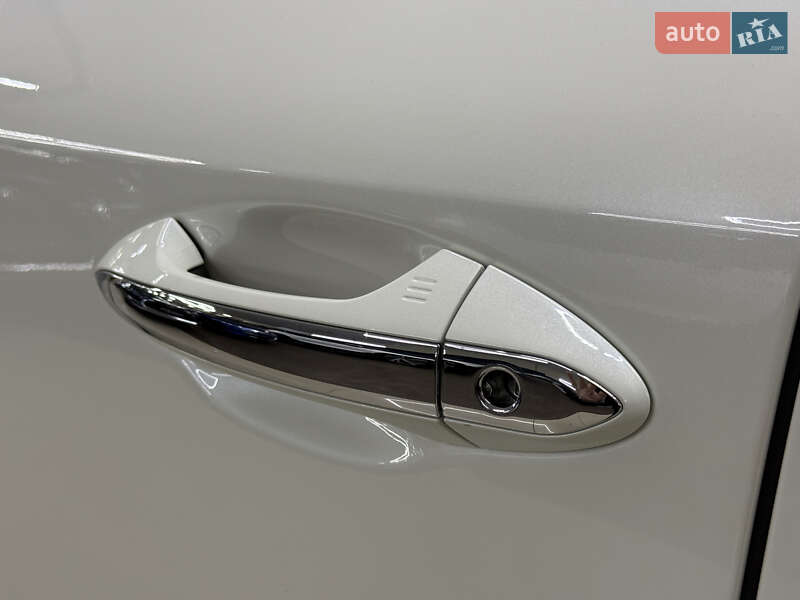 Внедорожник / Кроссовер Infiniti QX60 2024 в Николаеве