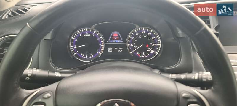 Внедорожник / Кроссовер Infiniti QX60 2018 в Днепре