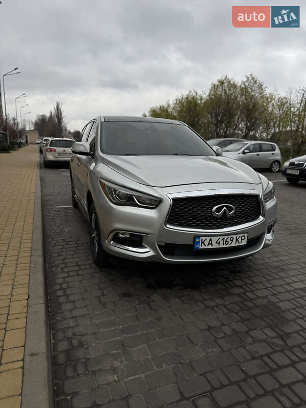 Внедорожник / Кроссовер Infiniti QX60 2019 в Киеве