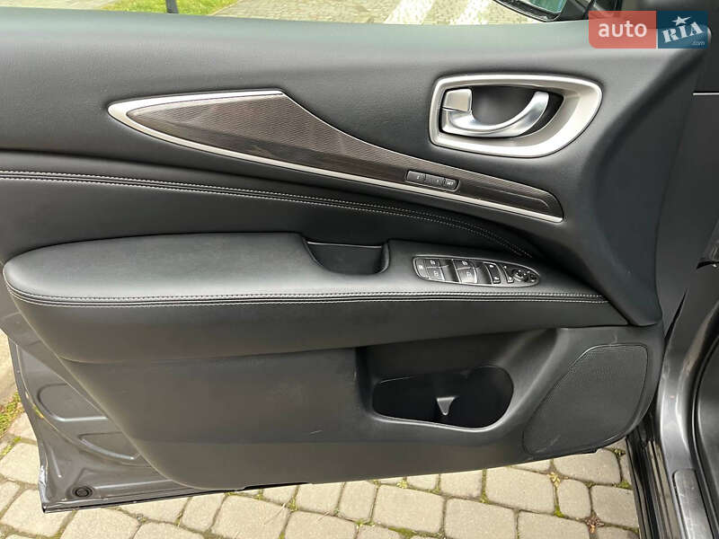 Внедорожник / Кроссовер Infiniti QX60 2016 в Ивано-Франковске