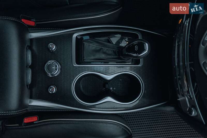 Позашляховик / Кросовер Infiniti QX60 2018 в Києві фото 47 Позашляховик / Кросовер Infiniti QX60 2018 в Києві