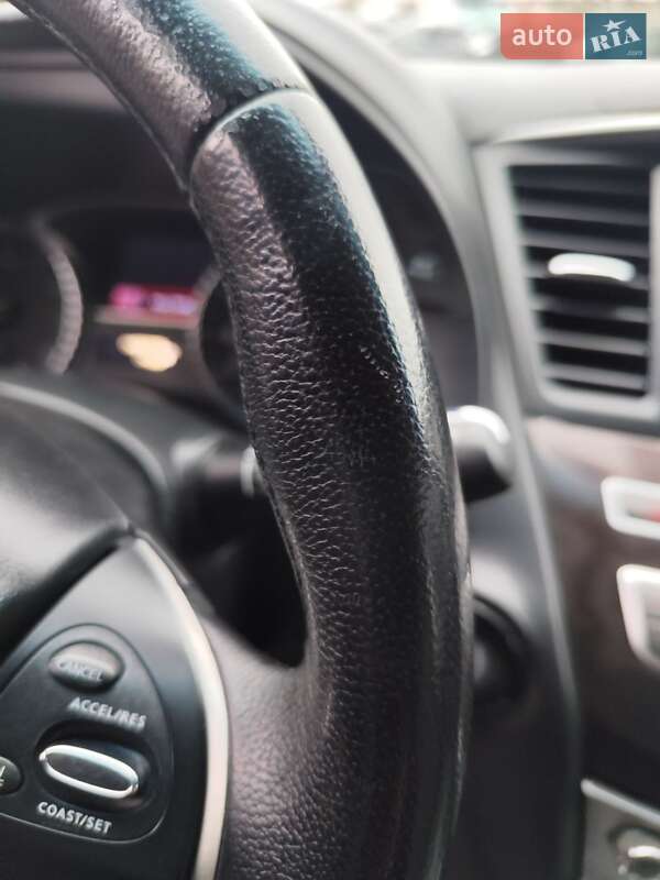 Внедорожник / Кроссовер Infiniti QX60 2014 в Чернигове