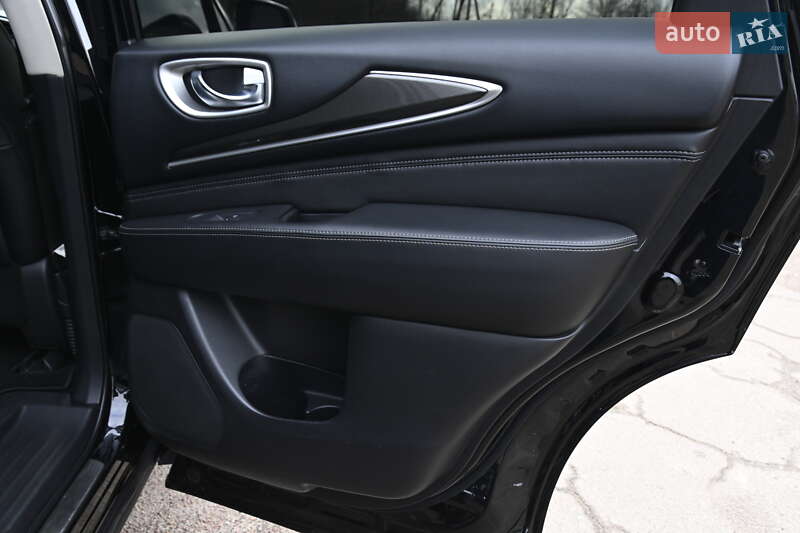 Внедорожник / Кроссовер Infiniti QX60 2020 в Бердичеве