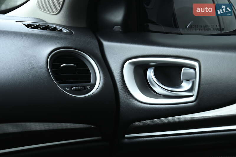 Внедорожник / Кроссовер Infiniti QX60 2020 в Бердичеве