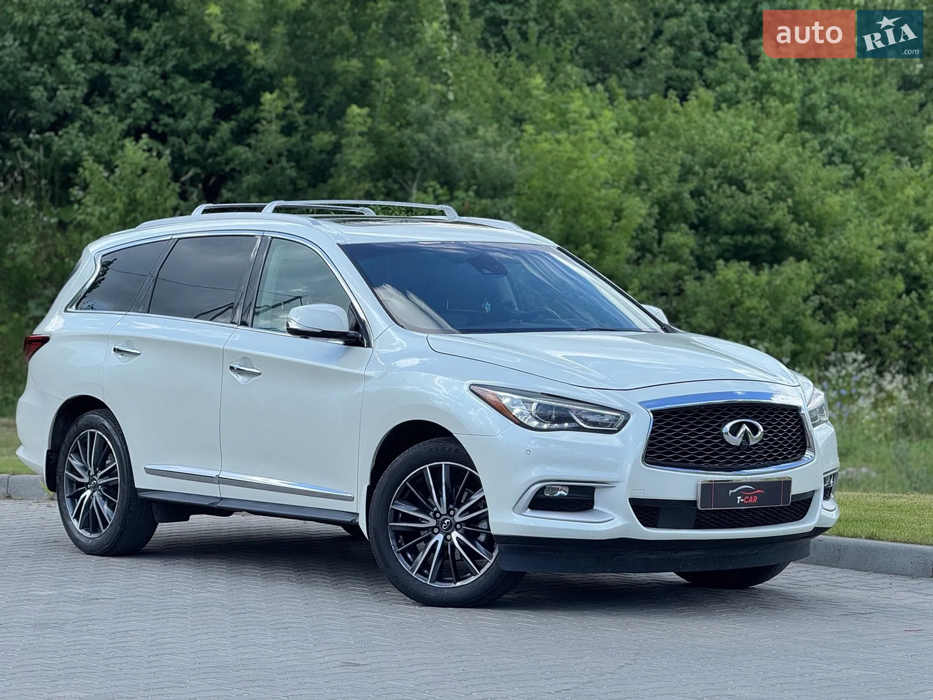 2017 Infiniti QX60 - мініатюра 3