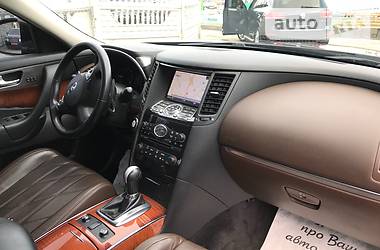 Внедорожник / Кроссовер Infiniti QX70 2014 в Тернополе