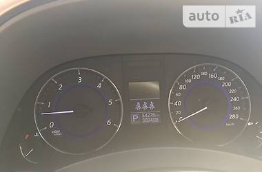 Позашляховик / Кросовер Infiniti QX70 2015 в 