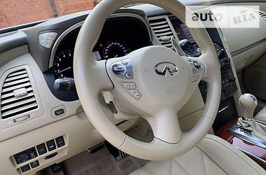 Внедорожник / Кроссовер Infiniti QX70 2013 в Кривом Роге