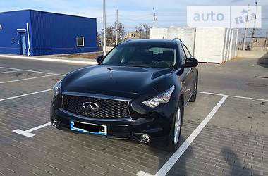 Внедорожник / Кроссовер Infiniti QX70 2017 в Николаеве