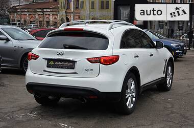 Внедорожник / Кроссовер Infiniti QX70 2013 в Киеве