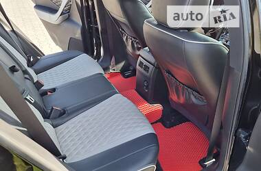 Внедорожник / Кроссовер Infiniti QX70 2016 в 