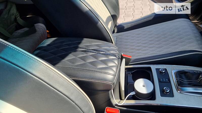 Позашляховик / Кросовер Infiniti QX70 2016 в Хмельницькому фото 34 Позашляховик / Кросовер Infiniti QX70 2016 в Хмельницькому