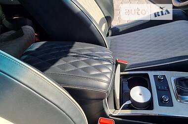 Внедорожник / Кроссовер Infiniti QX70 2016 в 