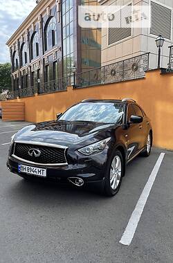 Внедорожник / Кроссовер Infiniti QX70 2013 в Одессе