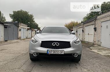 Внедорожник / Кроссовер Infiniti QX70 2017 в Запорожье