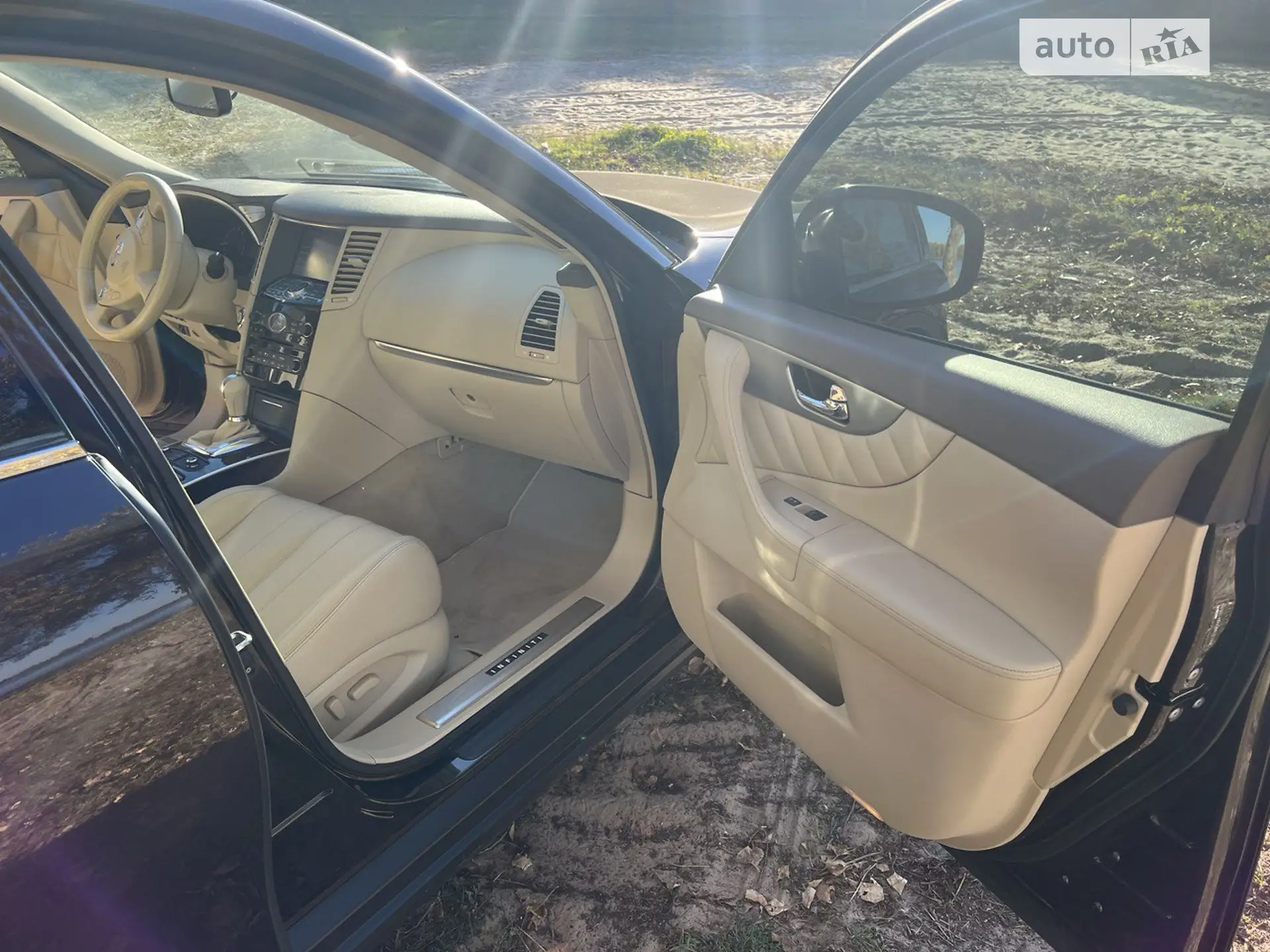 2016 Infiniti QX70 - мініатюра 15