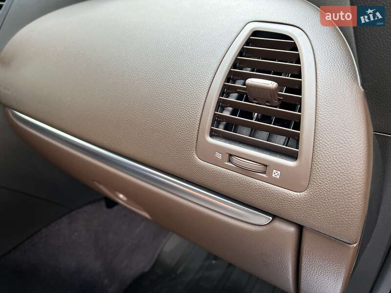 Позашляховик / Кросовер Infiniti QX70 2014 в Києві