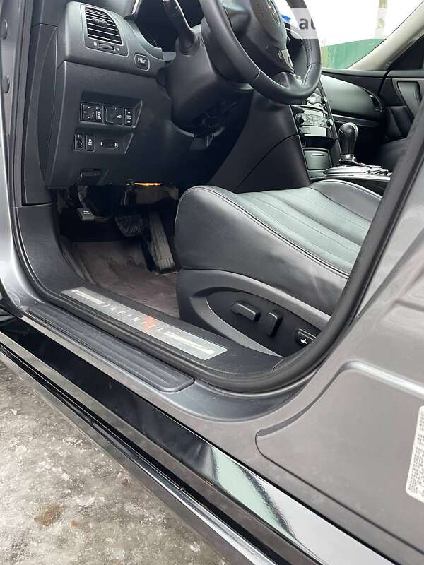 Внедорожник / Кроссовер Infiniti QX70 2017 в Киеве