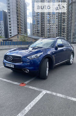 Позашляховик / Кросовер Infiniti QX70 2016 в Києві