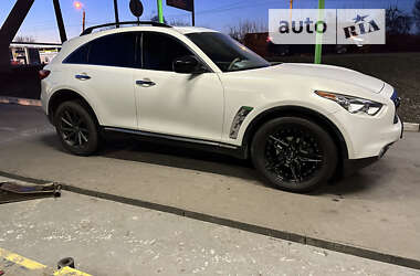 Внедорожник / Кроссовер Infiniti QX70 2013 в Харькове