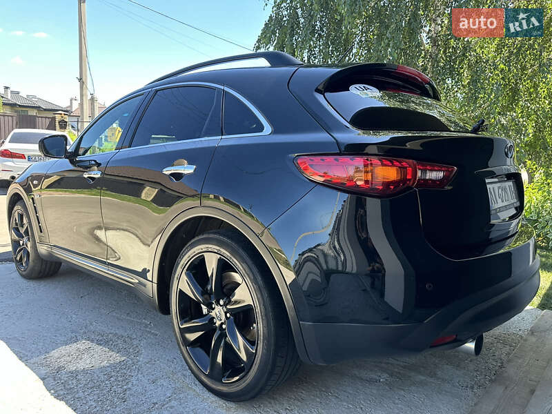 Внедорожник / Кроссовер Infiniti QX70 2016 в Киеве