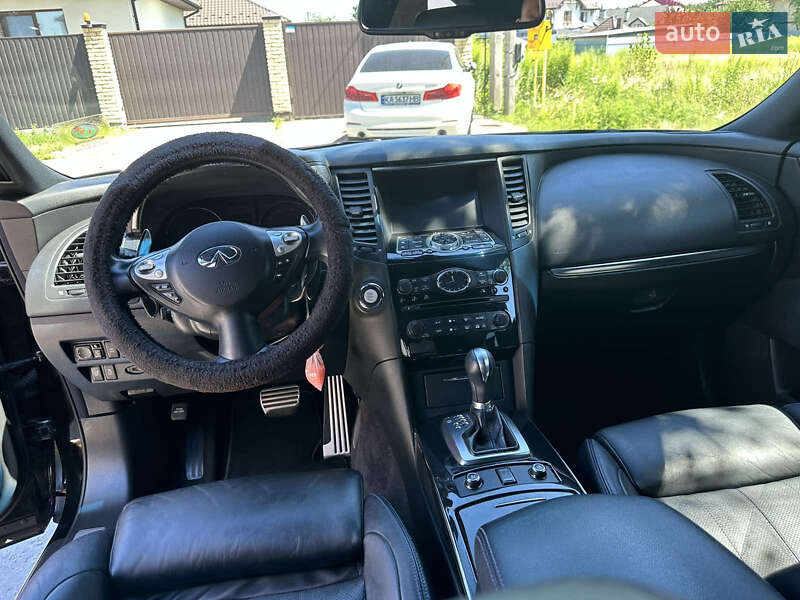 Внедорожник / Кроссовер Infiniti QX70 2016 в Киеве