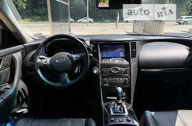 Внедорожник / Кроссовер Infiniti QX70 2014 в Киеве