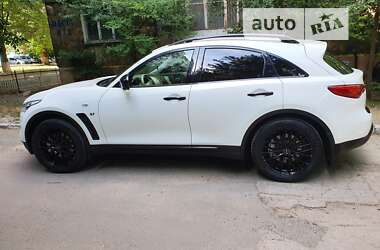 Позашляховик / Кросовер Infiniti QX70 2014 в Одесі