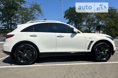 Внедорожник / Кроссовер Infiniti QX70 2014 в Одессе