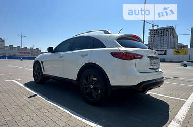 Внедорожник / Кроссовер Infiniti QX70 2014 в Одессе